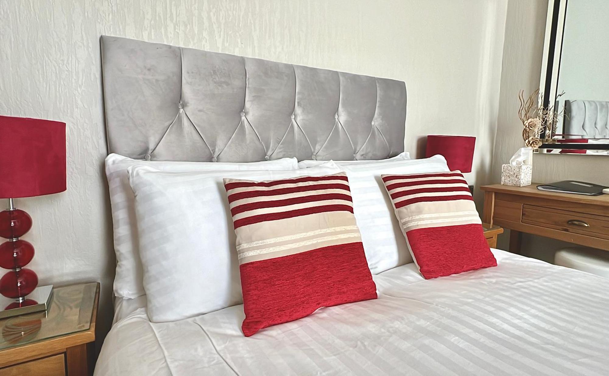 The Kendrick Exclusively For Adults Hotel ลันดิดโน ภายนอก รูปภาพ